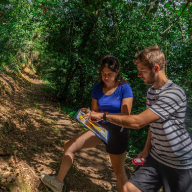 Anjou Sport Nature activité course d'orientation en famille entre amis laval angers vacances nature