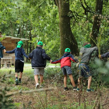 activité en pleine nature animation en forêt pour les enfants de 6 à 10 ans e maine-et-loire à la jaille-yvon