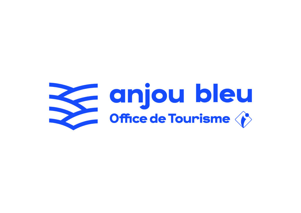 Anjou Sport Nature - office du tourisme de l'anjou bleu visite du château médiéval de Pouancé 49 patrimoine